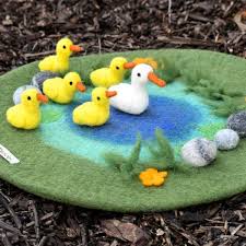 Duck Pond With 6 Ducks Play Mat