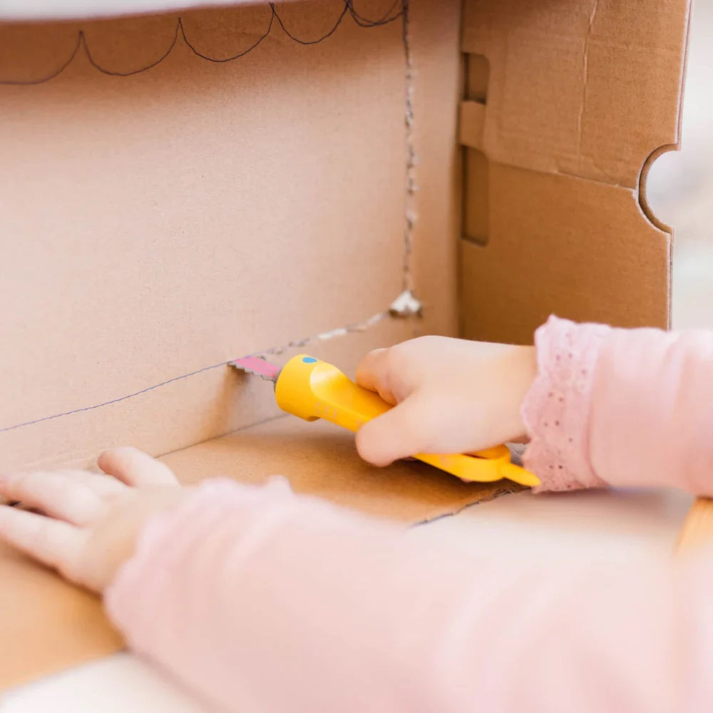 Safesaw Makedo Cardboard Construction Tool